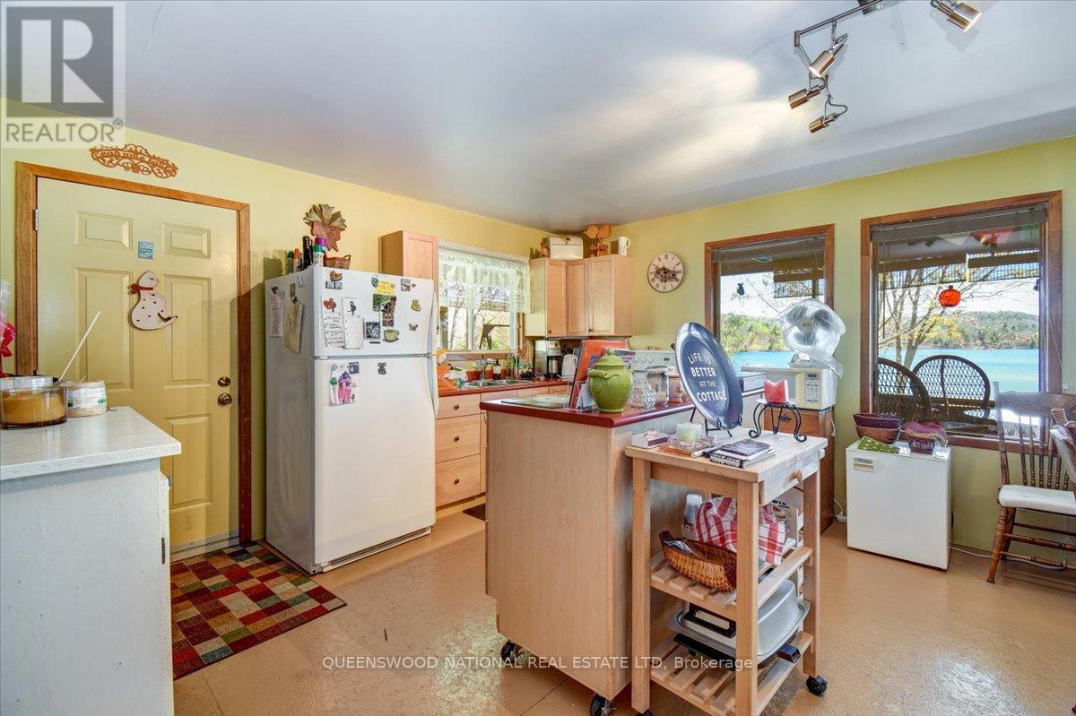 7c Boyle Lane, Killaloe, Ontario  K0J 2A0 - Photo 10 - X12080364