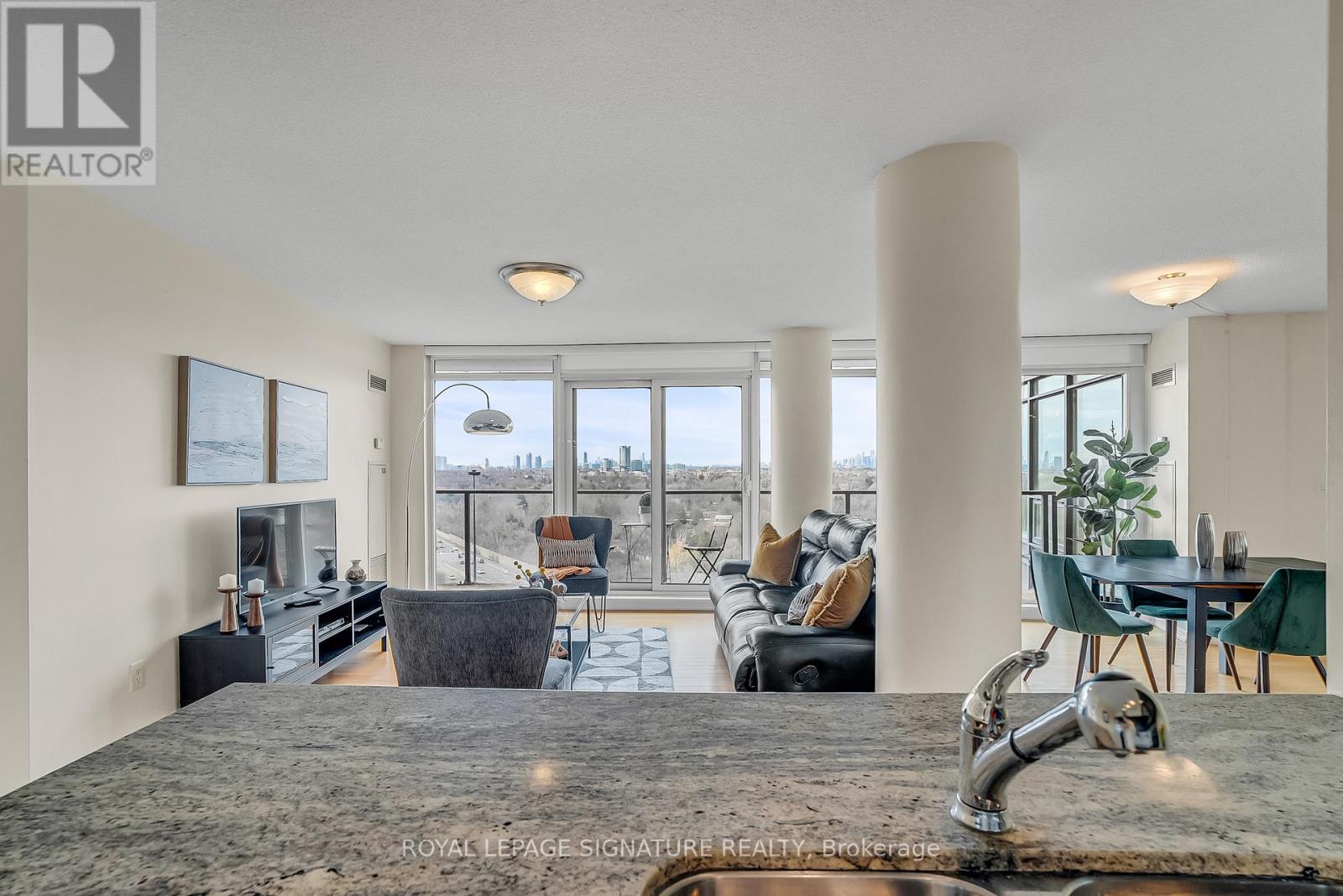 Ph305 - 18 Valley Woods Road, Toronto, Ontario  M3A 0A1 - Photo 15 - C12080354