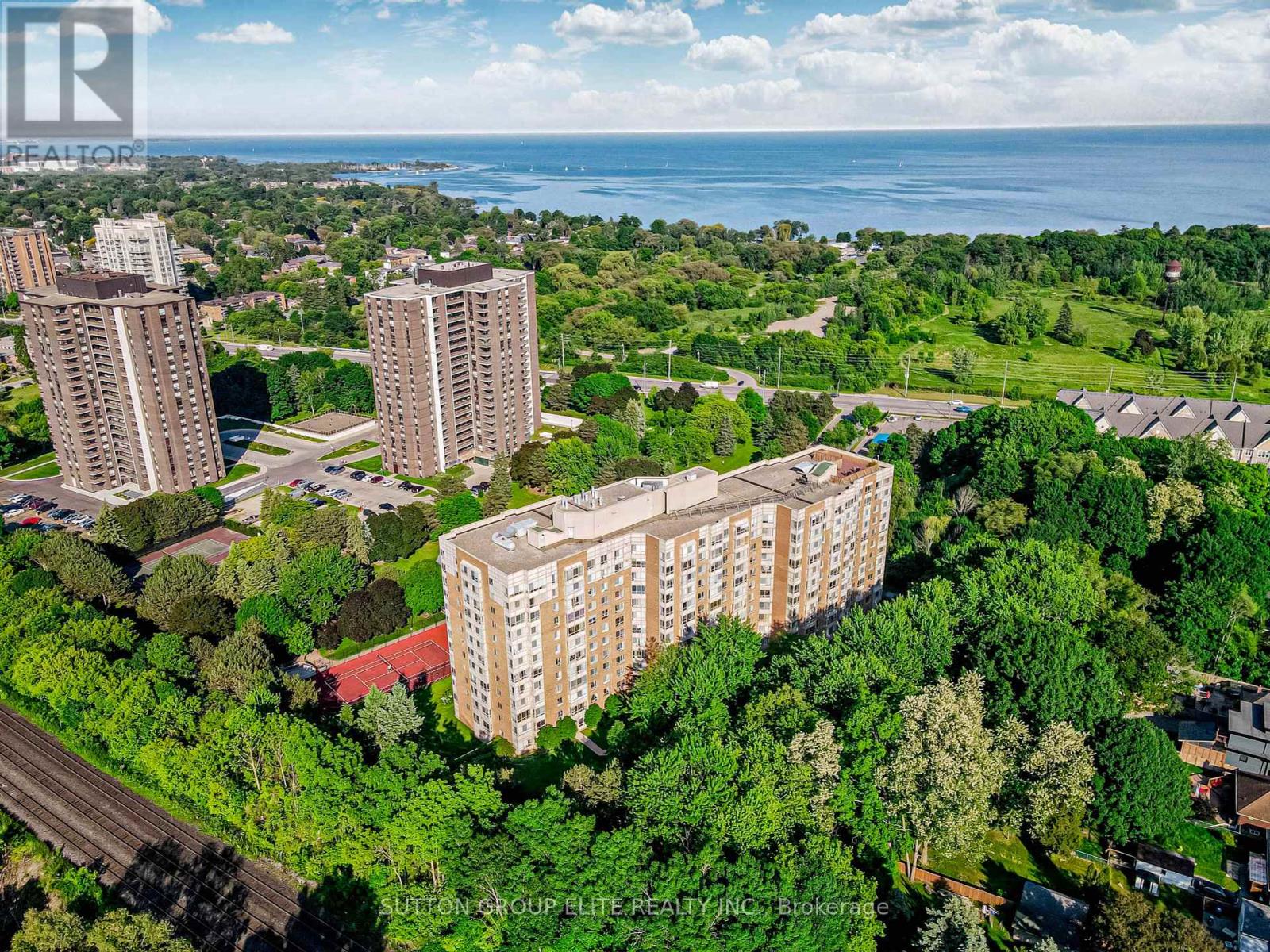 Property at 1218 - 1485 LAKESHORE ROAD E image 3