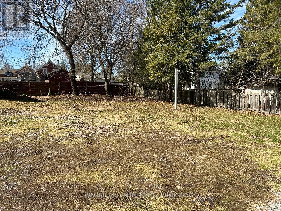Property at 172 RICHARD STREET image 4