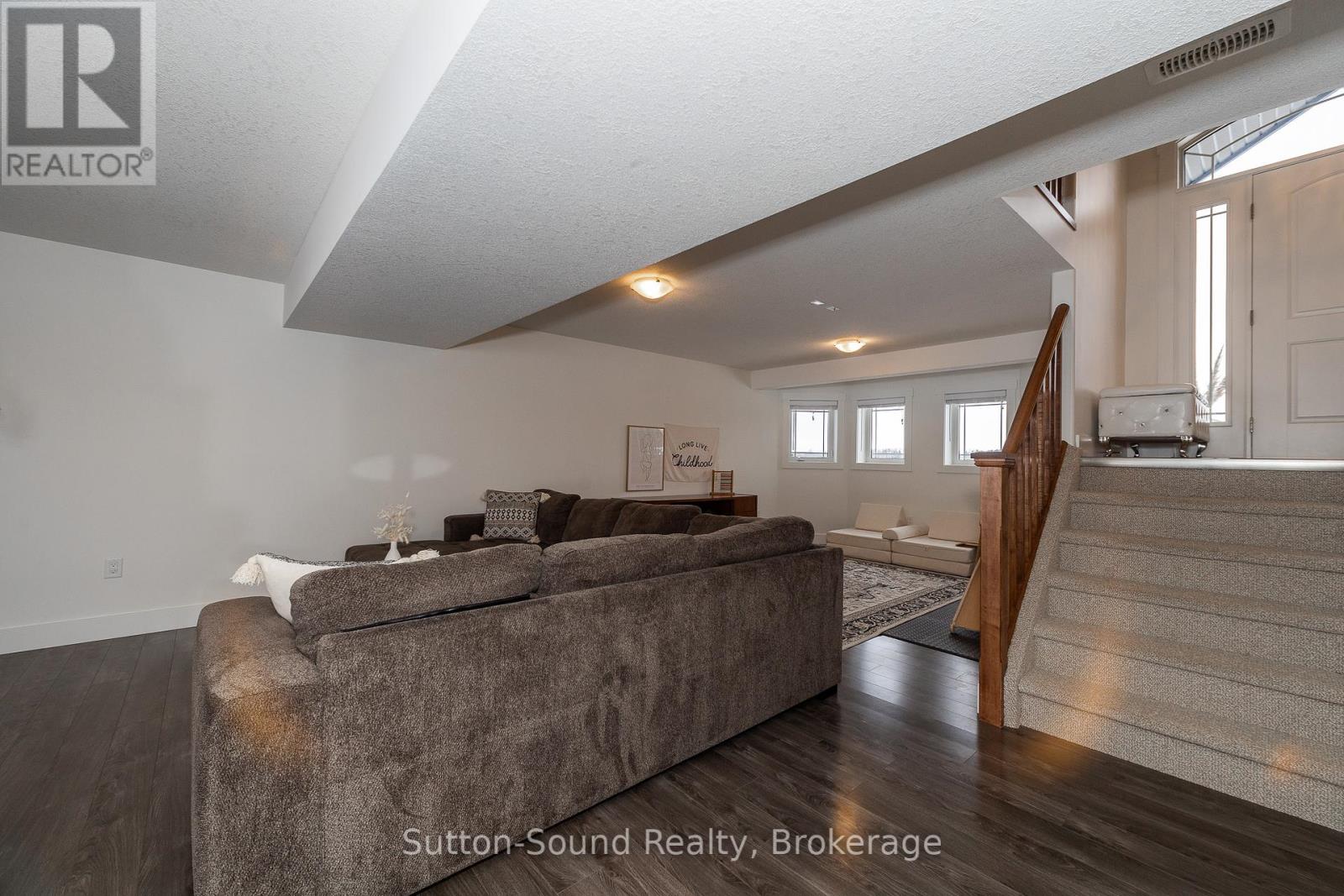 111 Donway Drive, Chatsworth, Ontario  N0H 1G0 - Photo 31 - X12039547