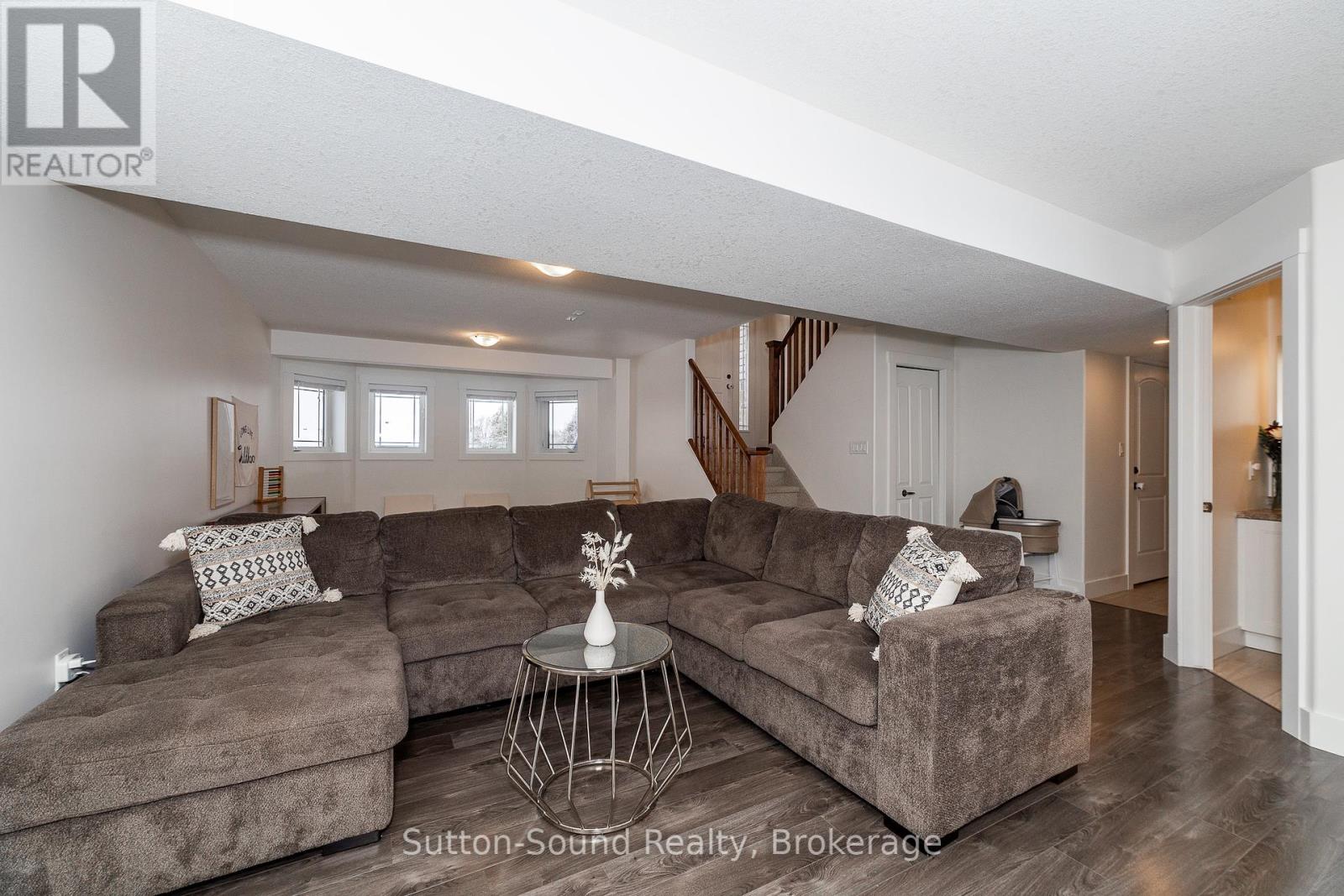 111 Donway Drive, Chatsworth, Ontario  N0H 1G0 - Photo 34 - X12039547