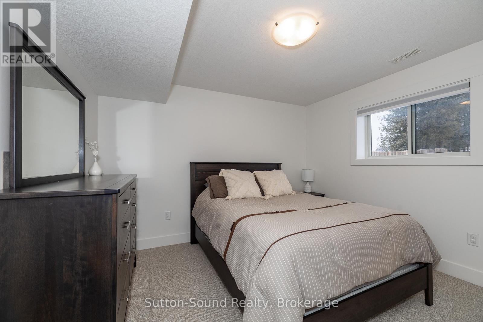 111 Donway Drive, Chatsworth, Ontario  N0H 1G0 - Photo 38 - X12039547