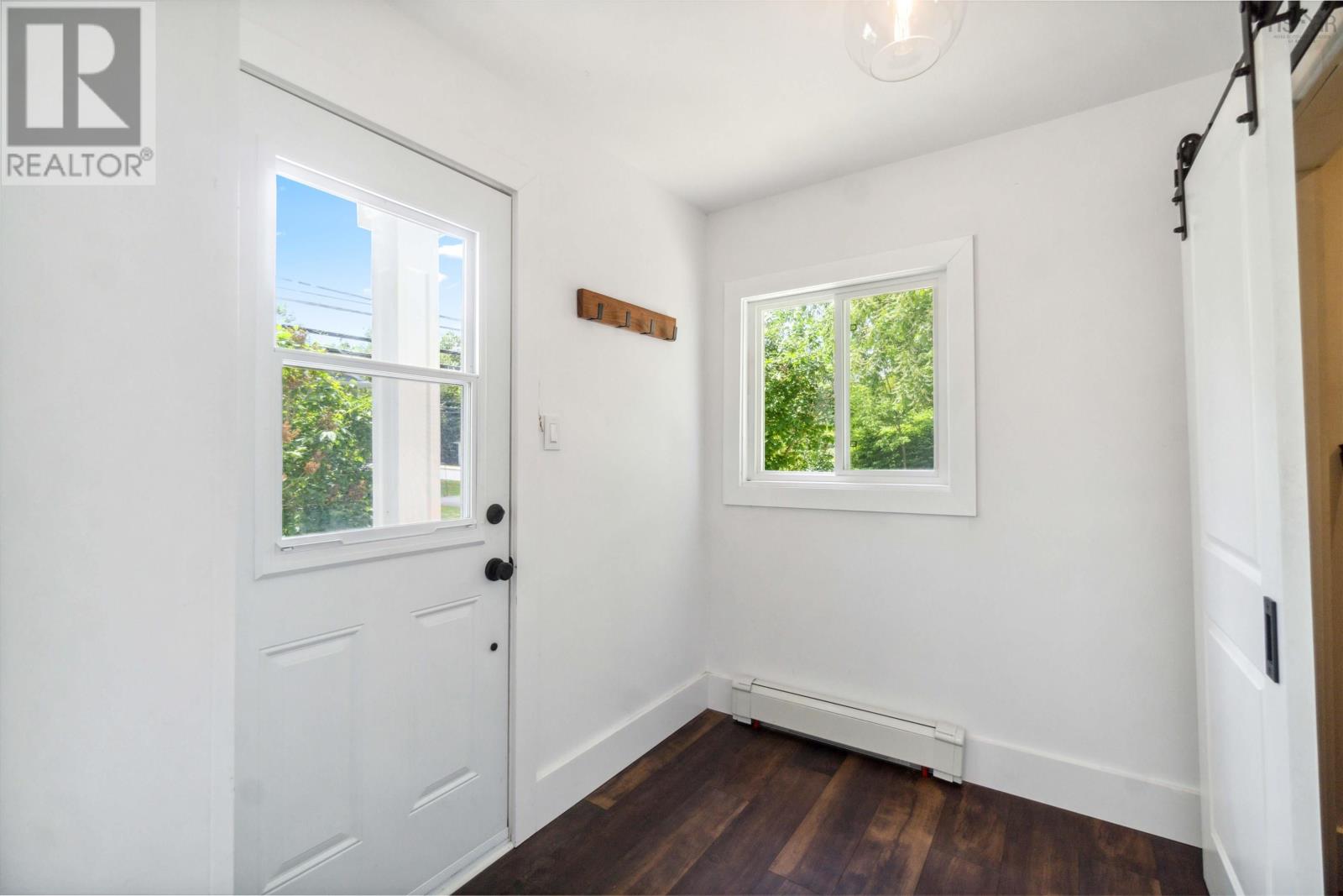 Property at 31 Meadowbrook Drive image 4