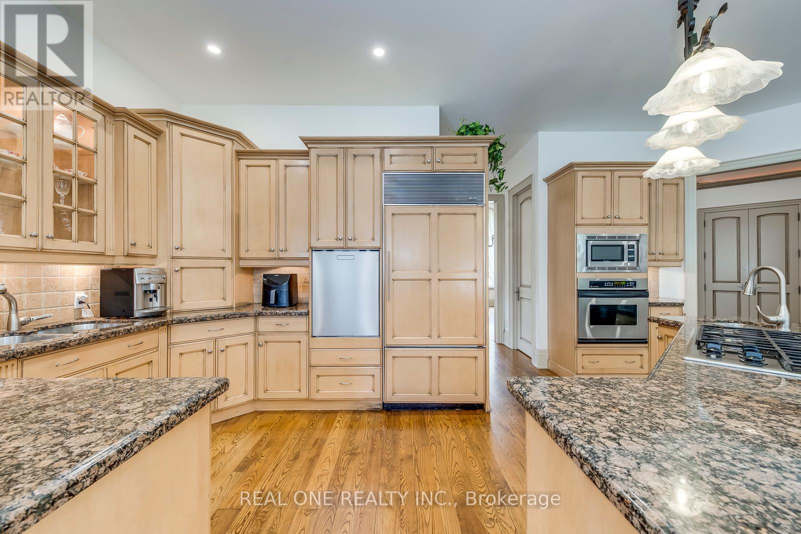 774 Terlin Boulevard, Mississauga, Ontario  L5H 1T2 - Photo 12 - W12080372