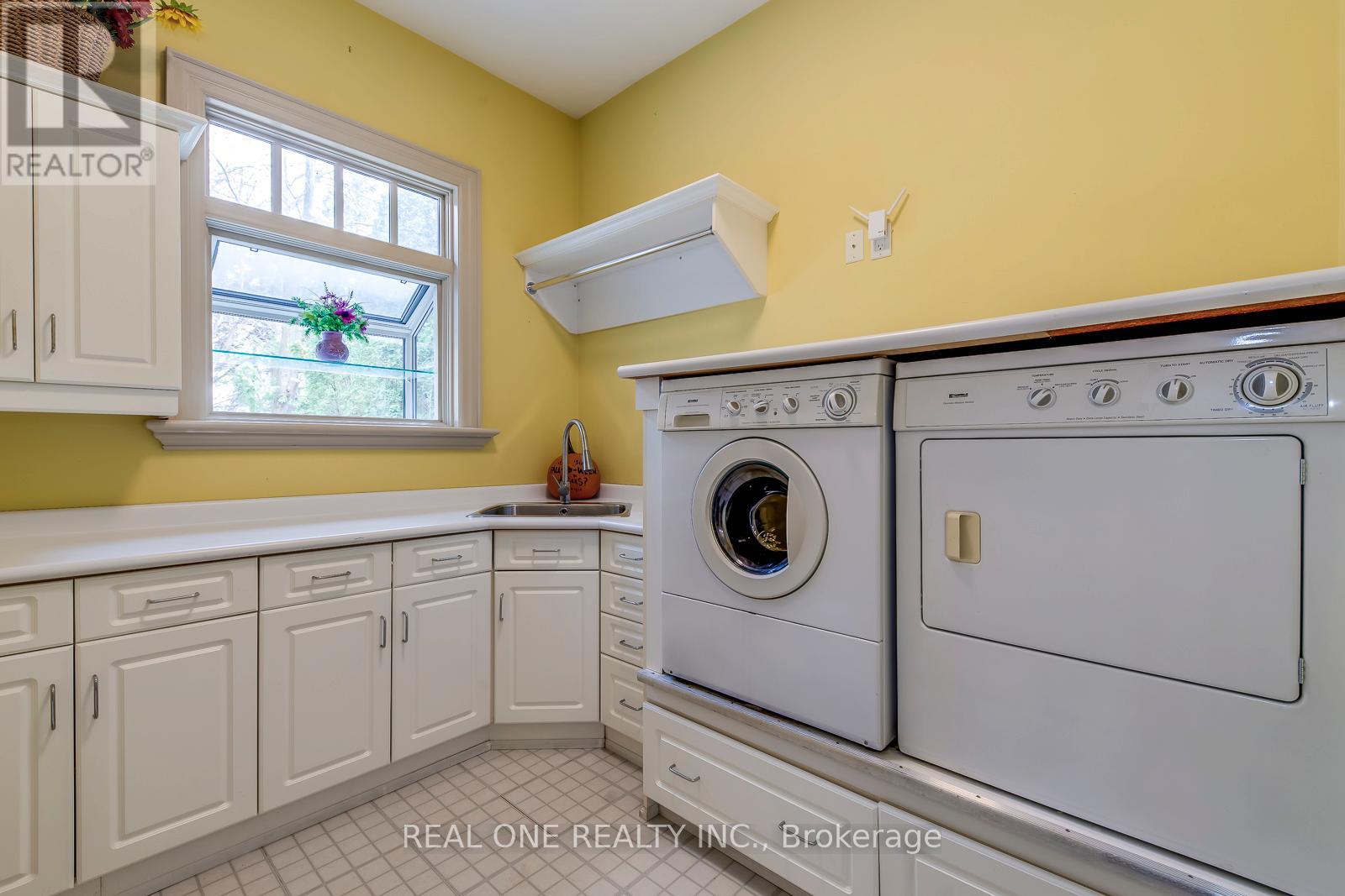 774 Terlin Boulevard, Mississauga, Ontario  L5H 1T2 - Photo 16 - W12080372