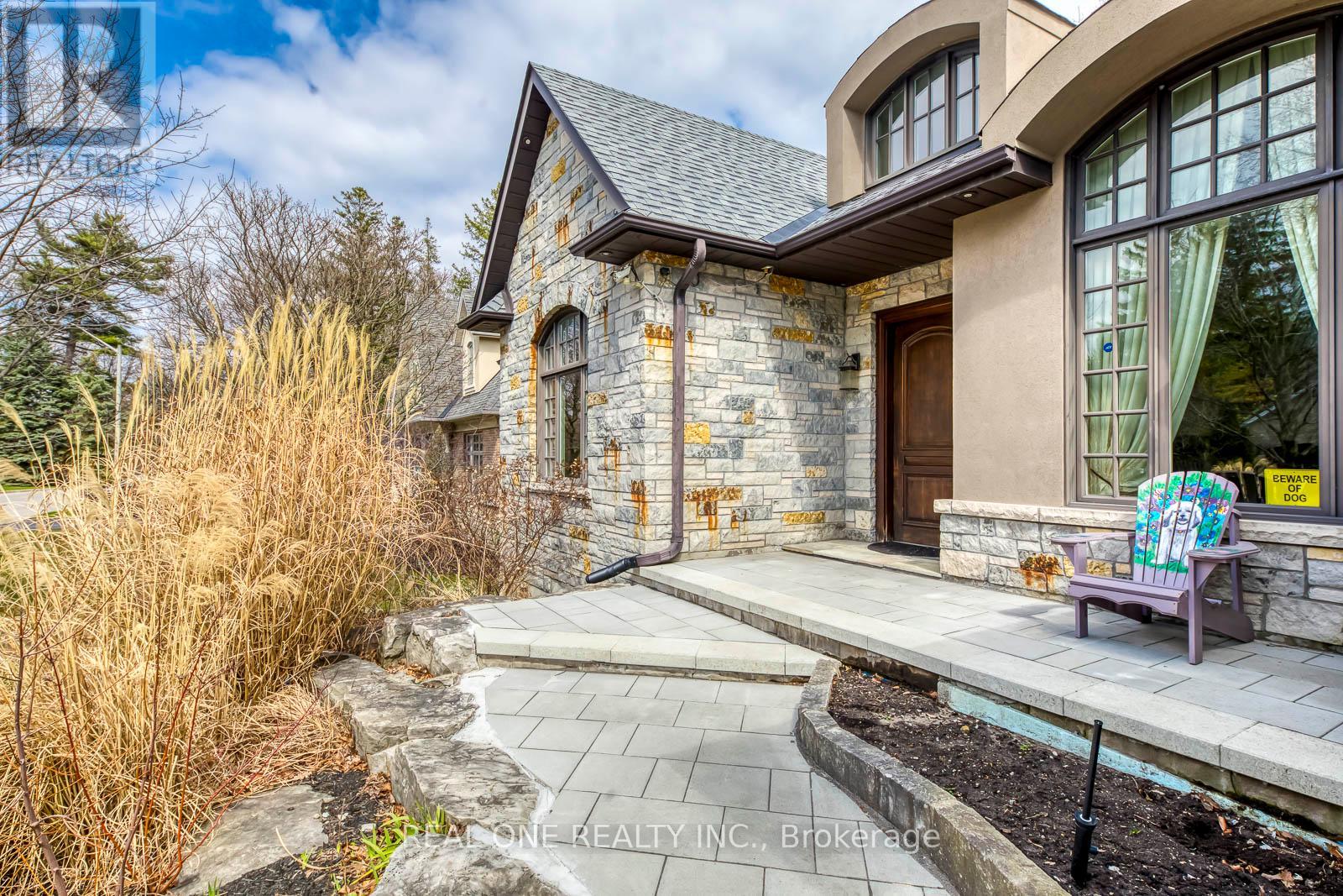 Property at 774 TERLIN BOULEVARD image 2
