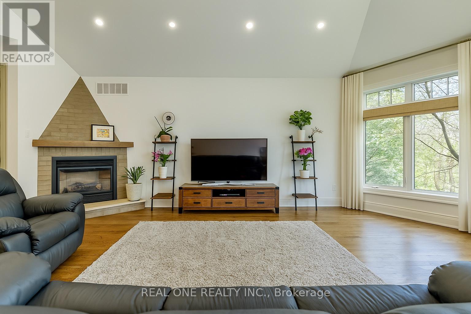 774 Terlin Boulevard, Mississauga, Ontario  L5H 1T2 - Photo 8 - W12080372