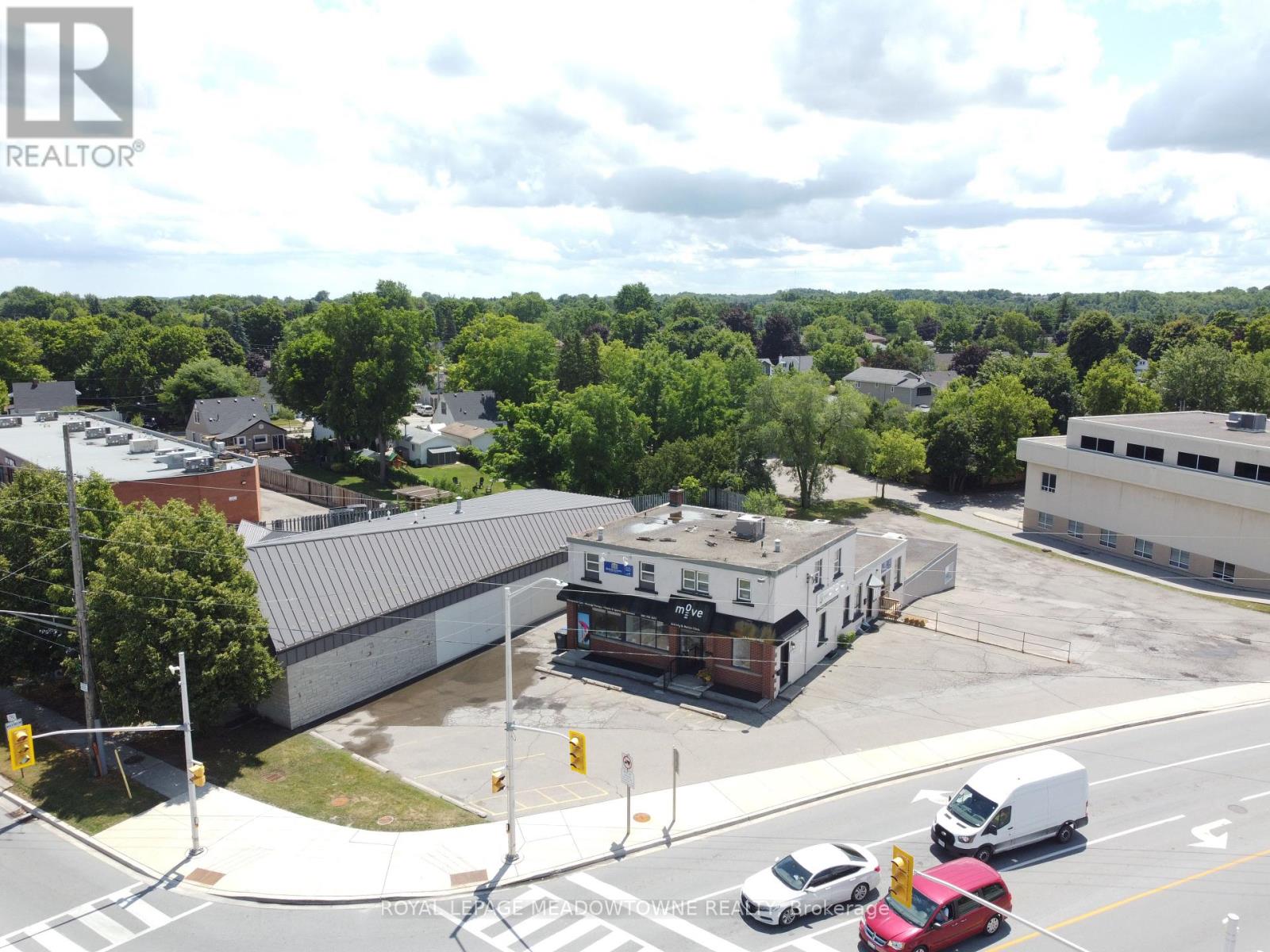 Property at 116 GUELPH STREET image 1