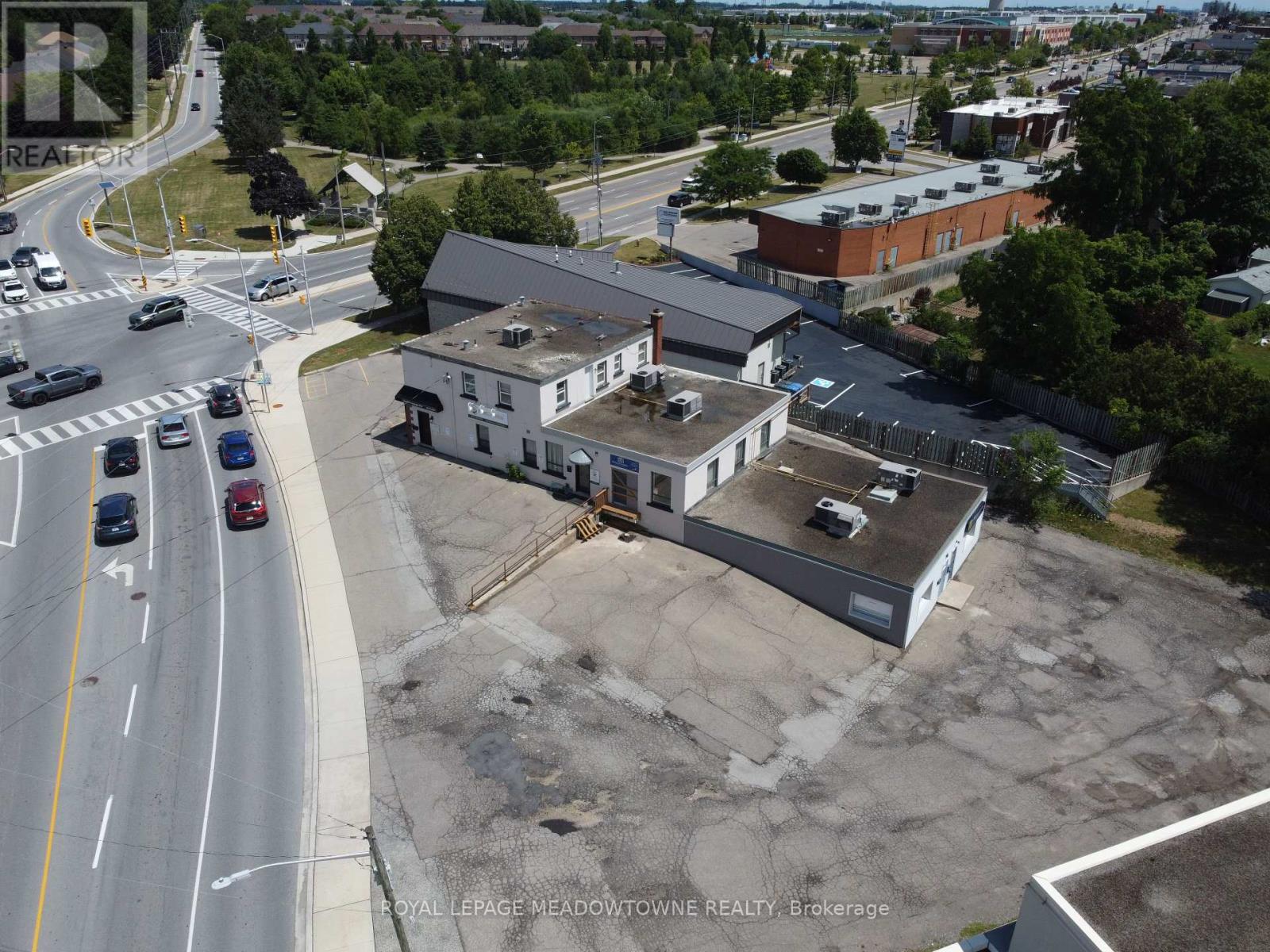 Property at 116 GUELPH STREET image 5
