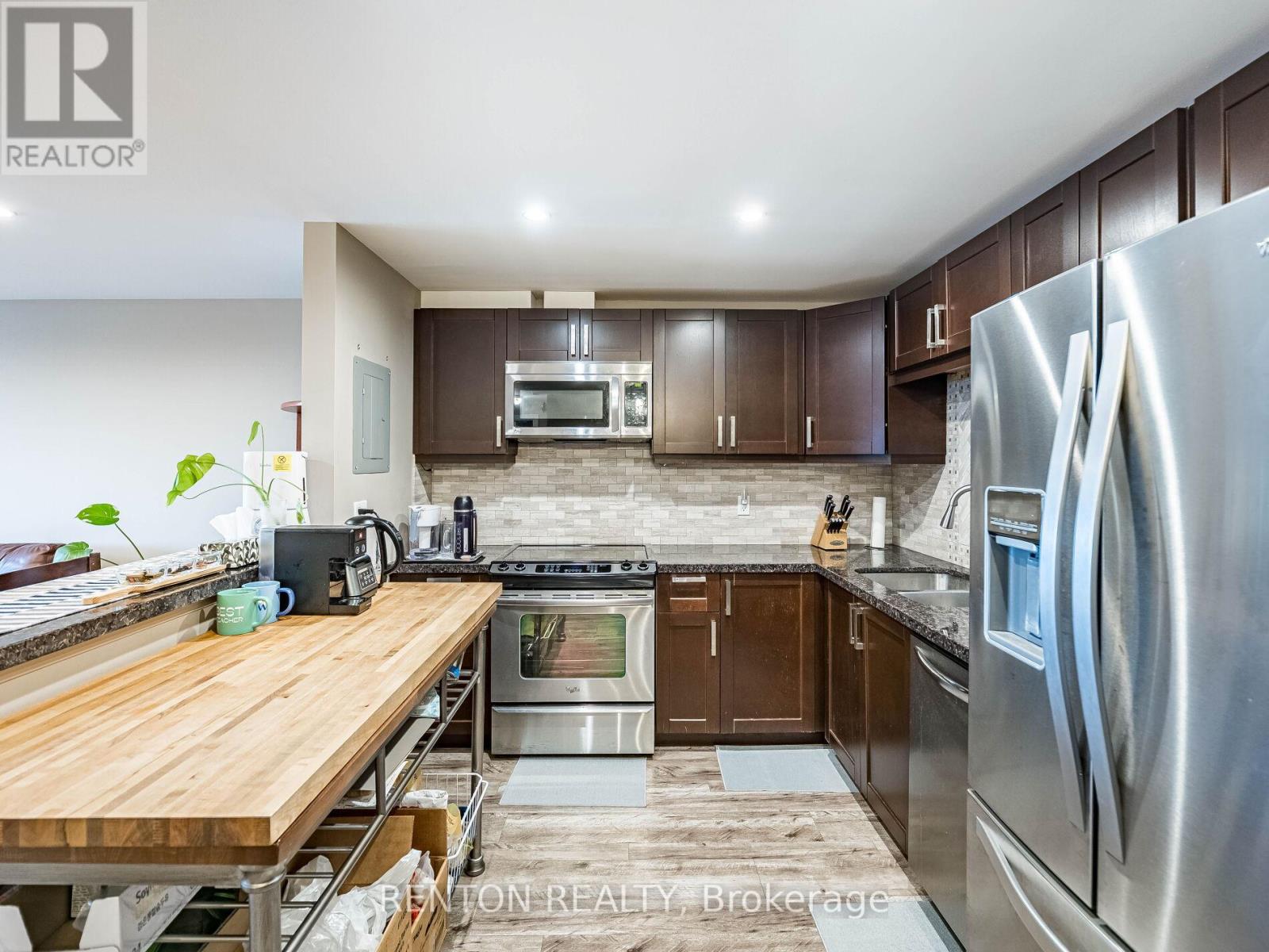 Property at 1001 - 6720 GLEN ERIN DRIVE image 5