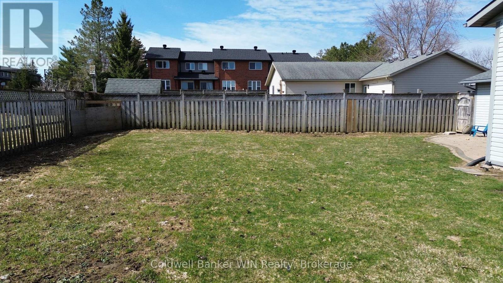 460 King Street E, Wellington North, Ontario  N0G 2L2 - Photo 28 - X12037325