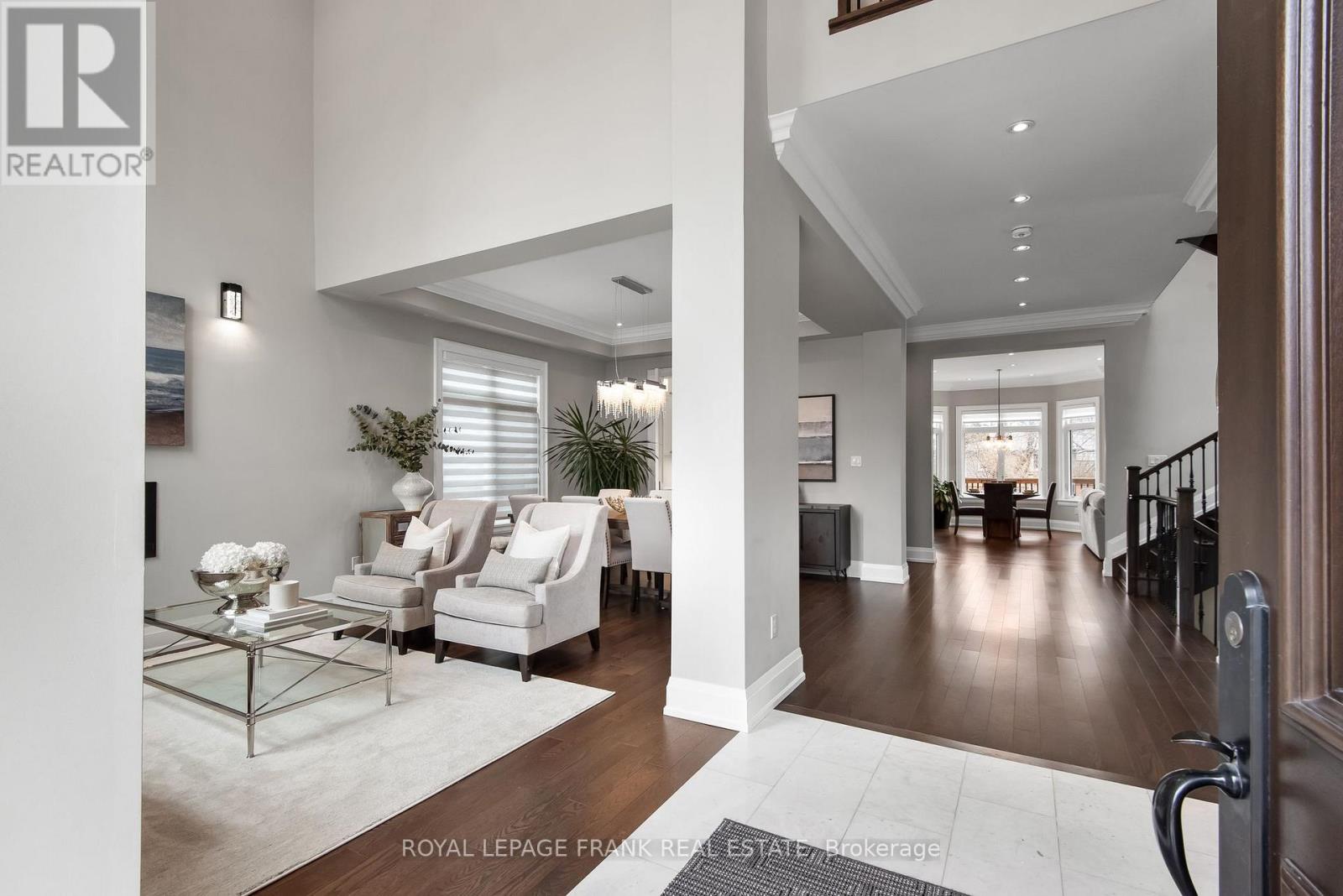 Property at 52 WOOTTEN WAY N image 5