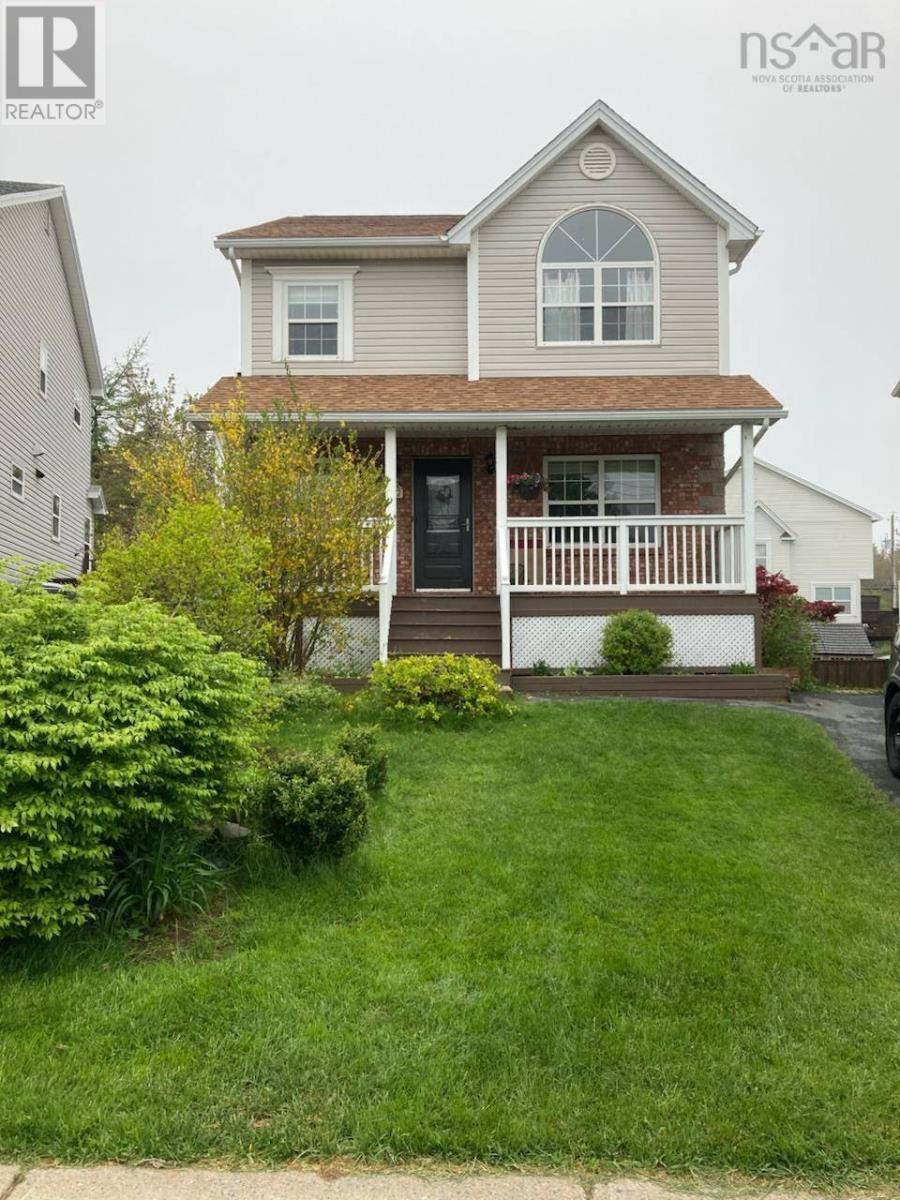 Property at 17 Roxham Close image 2