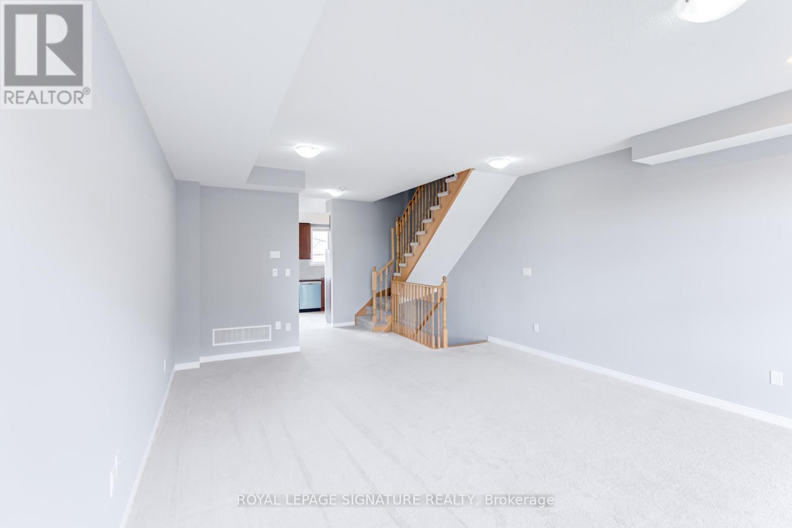 1464 Grand Prairie Path, Oshawa, Ontario  L1K 3G1 - Photo 13 - E12071374