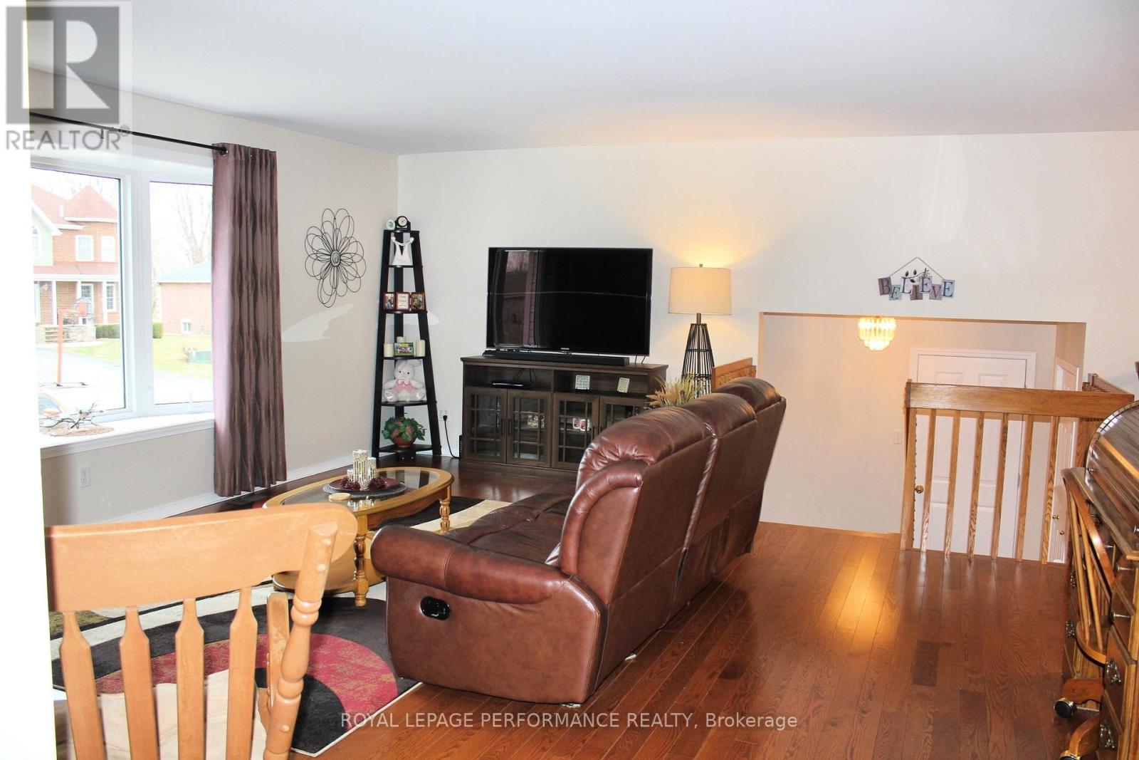 6818 Riverview Drive, South Glengarry, Ontario  K6H 7M1 - Photo 16 - X12080456
