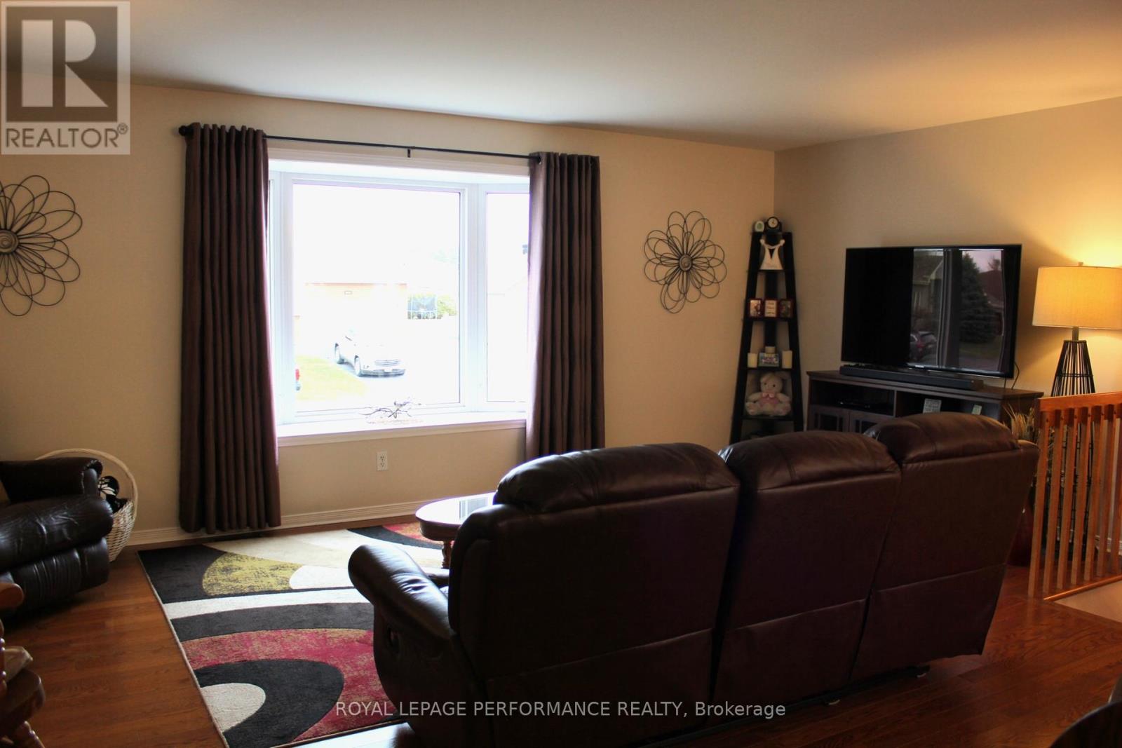 6818 Riverview Drive, South Glengarry, Ontario  K6H 7M1 - Photo 17 - X12080456