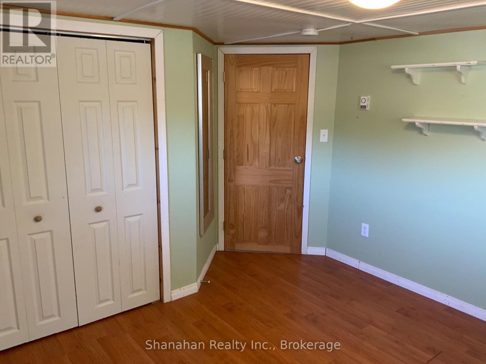 46 Maple Golf Crescent, Northern Bruce Peninsula, Ontario  N0H 2R0 - Photo 31 - X12055599