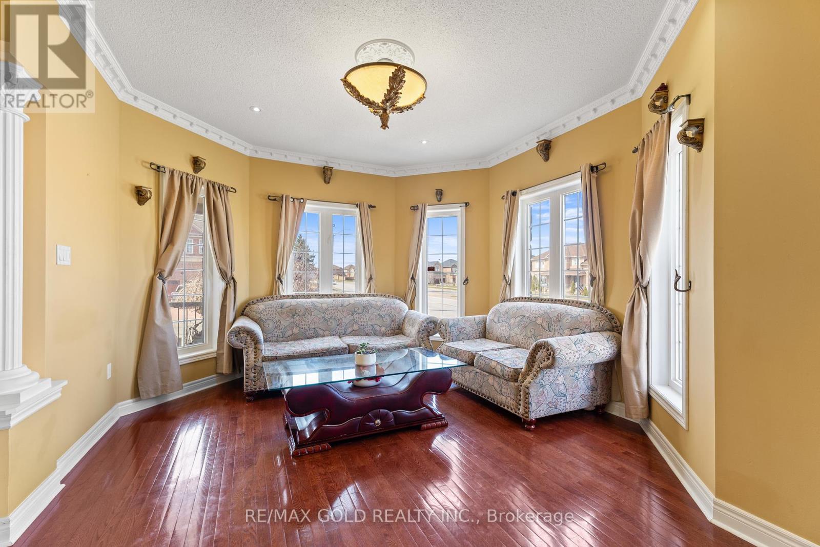 1 Ice Fields Road, Brampton (Sandringham-Wellington), Ontario  L6R 3G7 - Photo 10 - W12080441