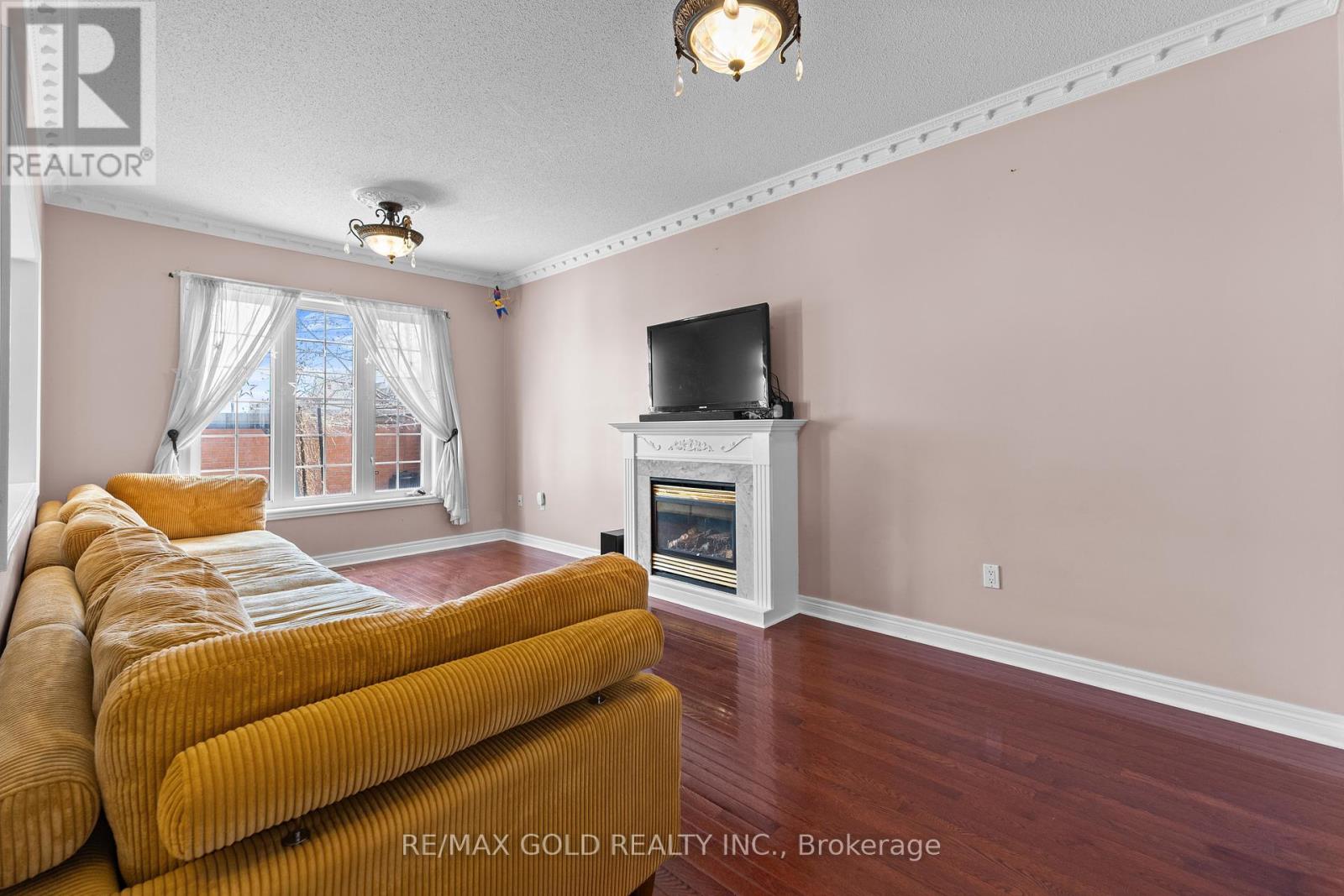1 Ice Fields Road, Brampton (Sandringham-Wellington), Ontario  L6R 3G7 - Photo 14 - W12080441