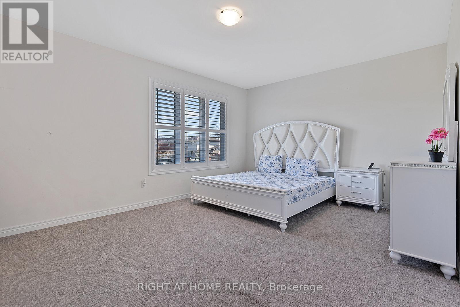 90 Spitfire Drive, Hamilton, Ontario  L0R 1W0 - Photo 19 - X12080447