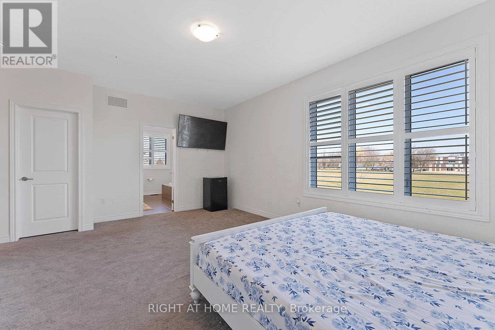 90 Spitfire Drive, Hamilton, Ontario  L0R 1W0 - Photo 21 - X12080447
