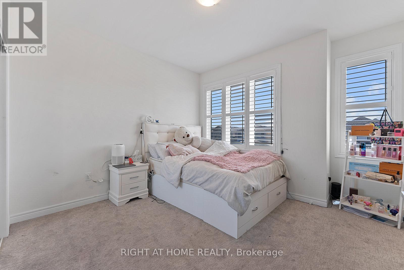 90 Spitfire Drive, Hamilton, Ontario  L0R 1W0 - Photo 29 - X12080447
