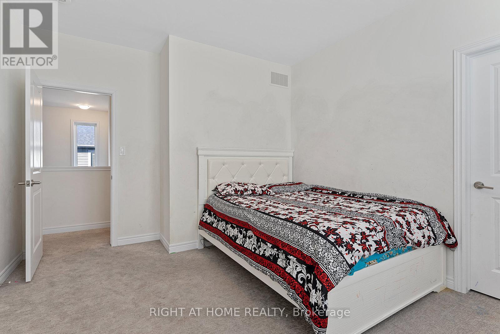 90 Spitfire Drive, Hamilton, Ontario  L0R 1W0 - Photo 30 - X12080447