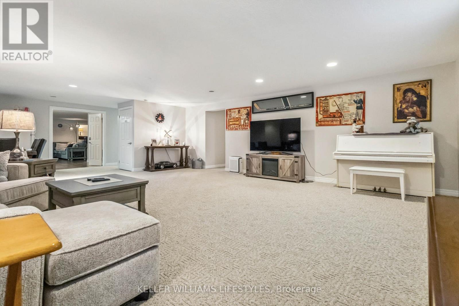 87 Sir James Court, Middlesex Centre (Arva), Ontario  N0M 1C0 - Photo 34 - X12080495