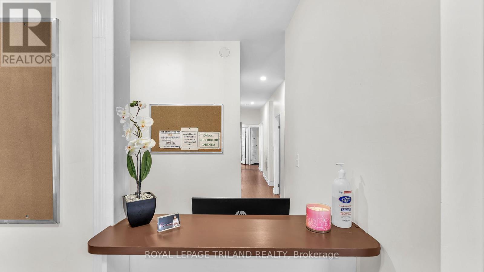 Property at 512 OXFORD STREET E image 4