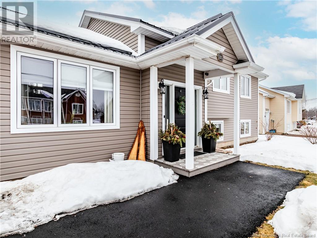 Property at 215 Chatellerault image 3