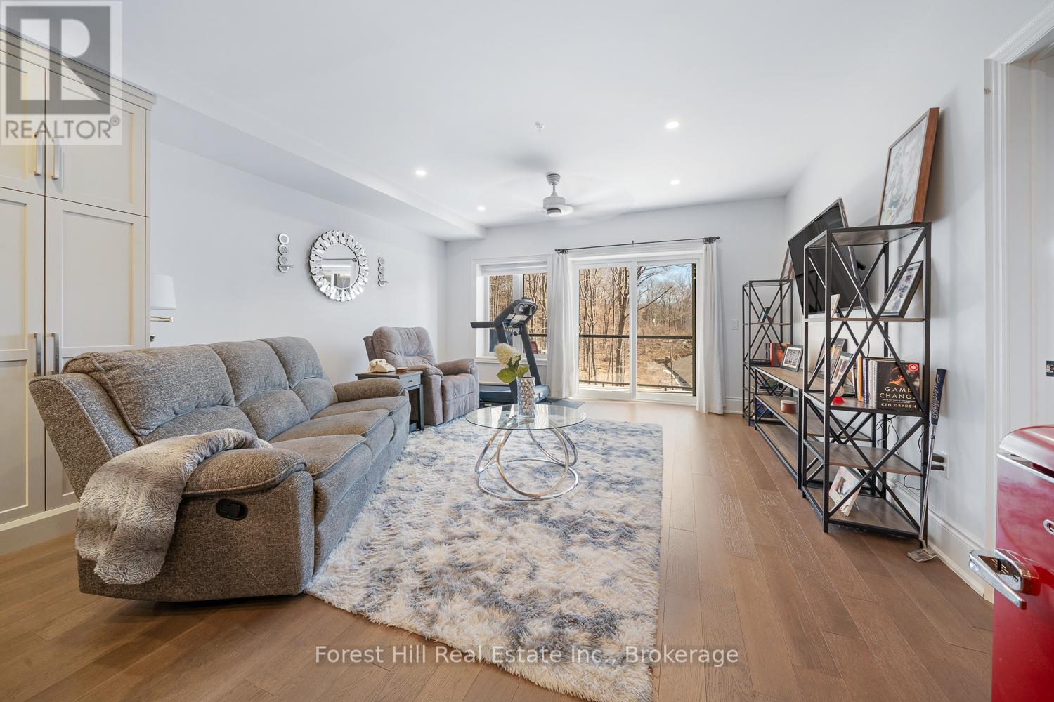 204 - 11b Salt Dock Road, Parry Sound, Ontario  P2A 3B6 - Photo 18 - X12080557