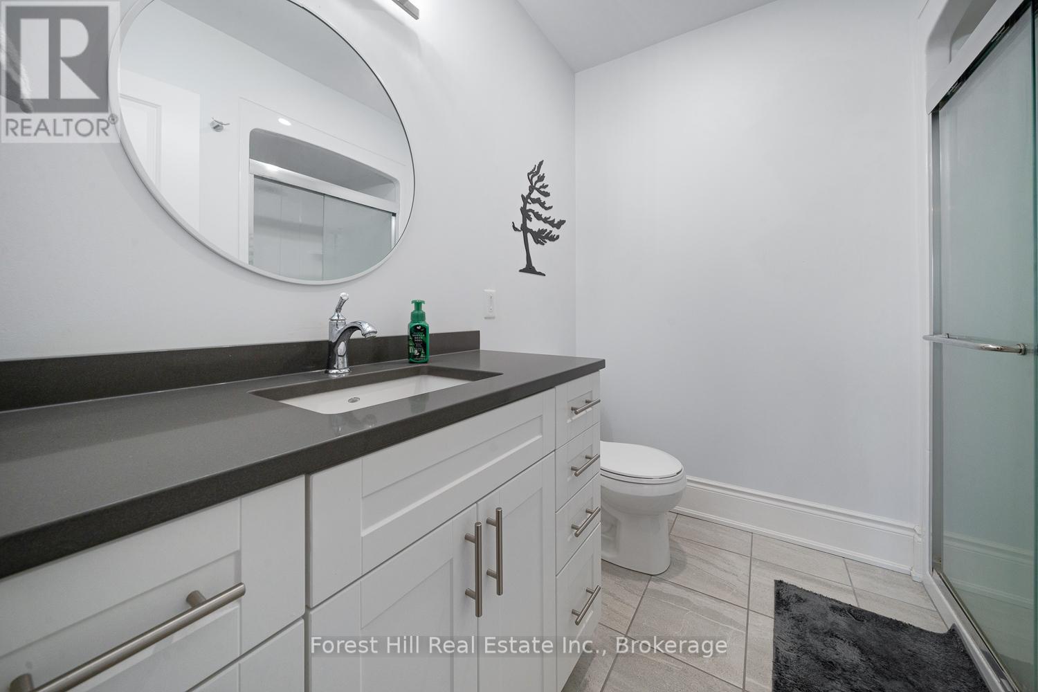 204 - 11b Salt Dock Road, Parry Sound, Ontario  P2A 3B6 - Photo 21 - X12080557