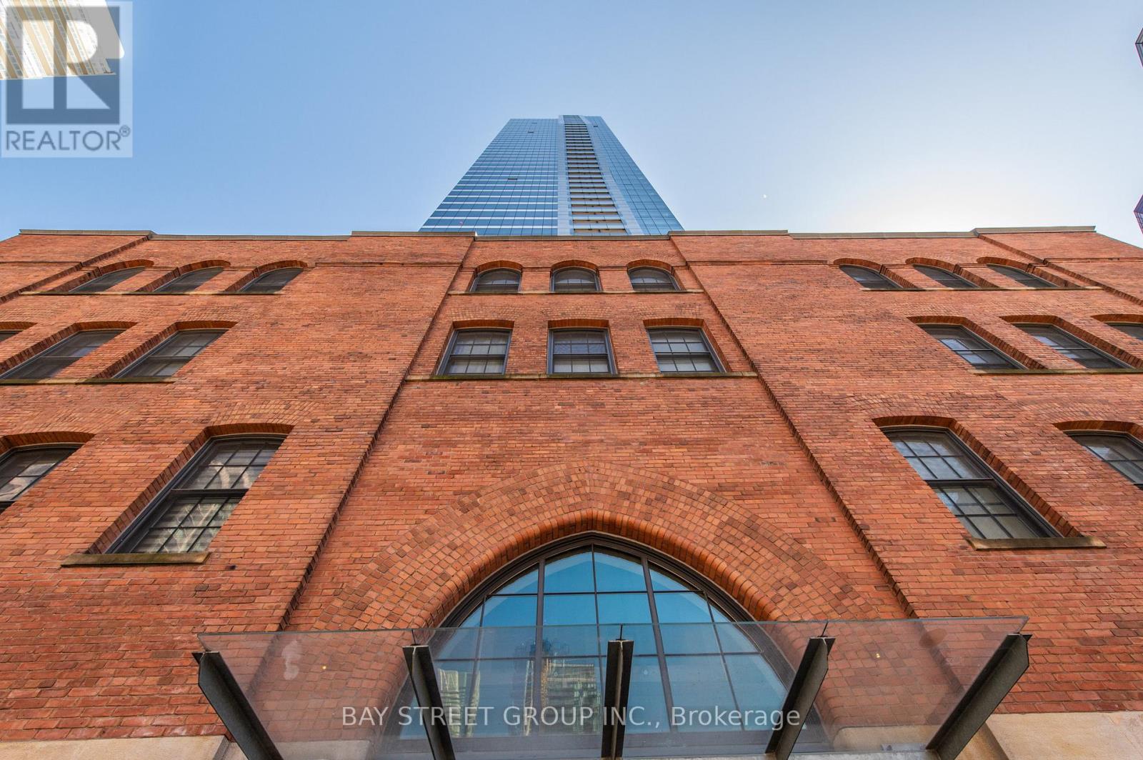 1704 - 5 St Joseph Street, Toronto, Ontario  M4Y 1W8 - Photo 3 - C12080550