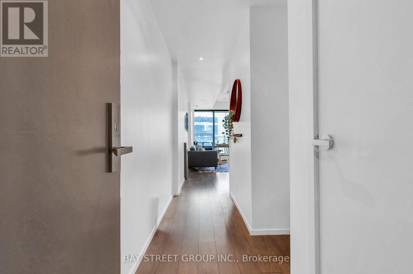 1704 - 5 St Joseph Street, Toronto, Ontario  M4Y 1W8 - Photo 9 - C12080550