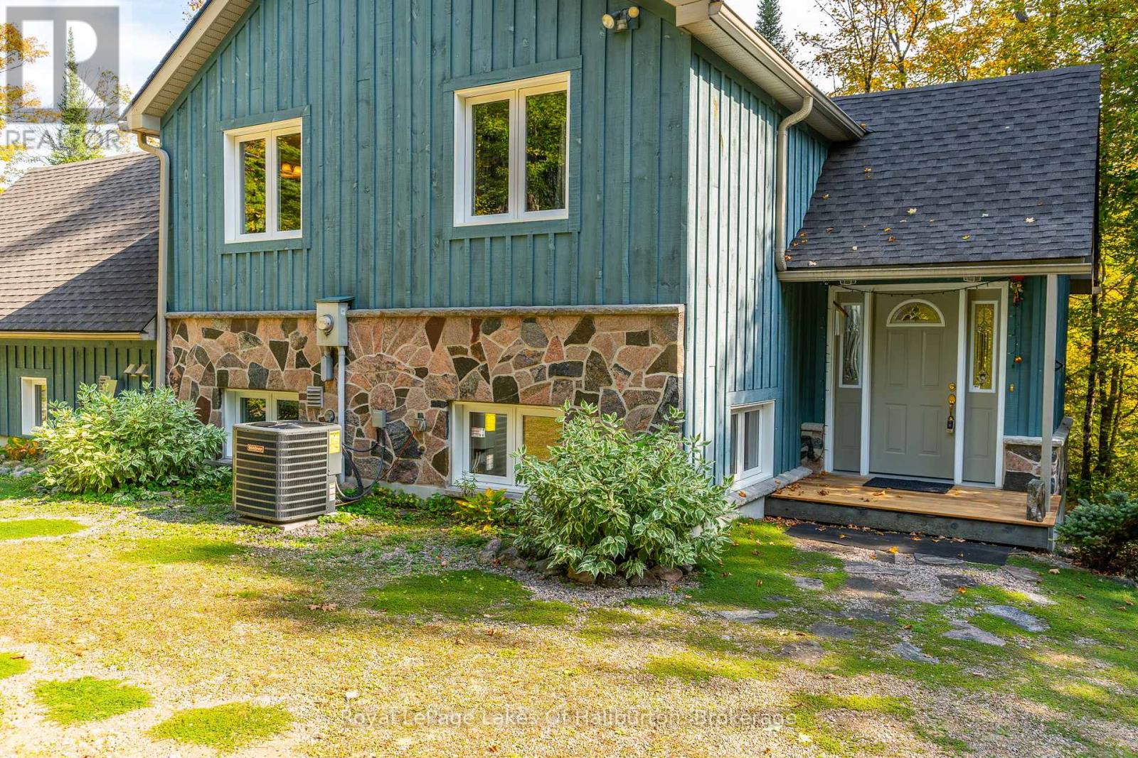 48 Russell Drive, Trent Lakes, Ontario  K0M 2A0 - Photo 14 - X12075615