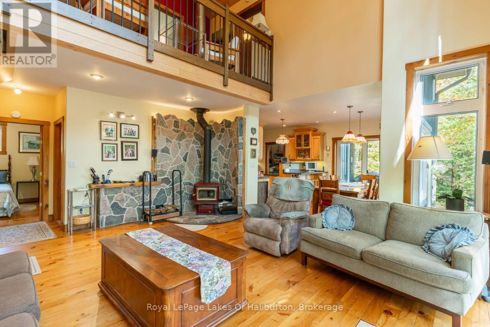 48 Russell Drive, Trent Lakes, Ontario  K0M 2A0 - Photo 19 - X12075615