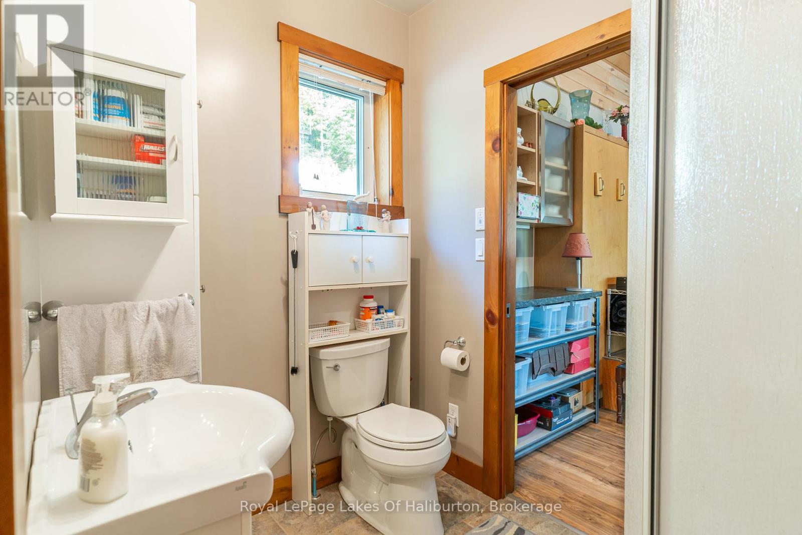 48 Russell Drive, Trent Lakes, Ontario  K0M 2A0 - Photo 27 - X12075615