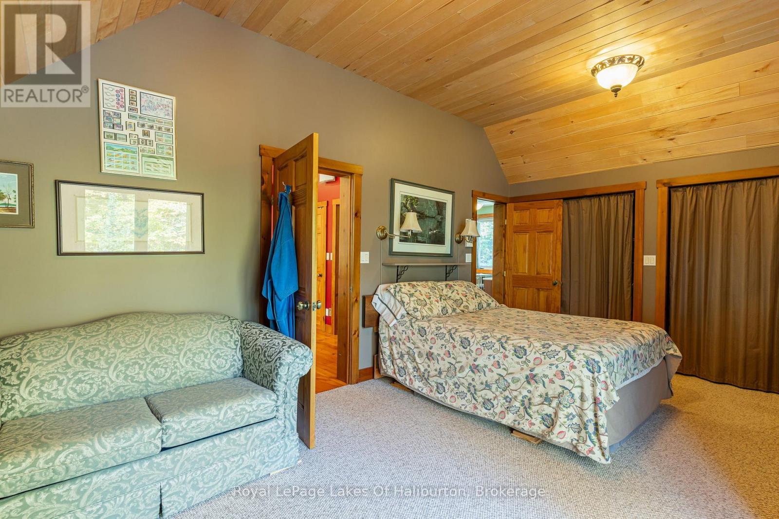 48 Russell Drive, Trent Lakes, Ontario  K0M 2A0 - Photo 36 - X12075615