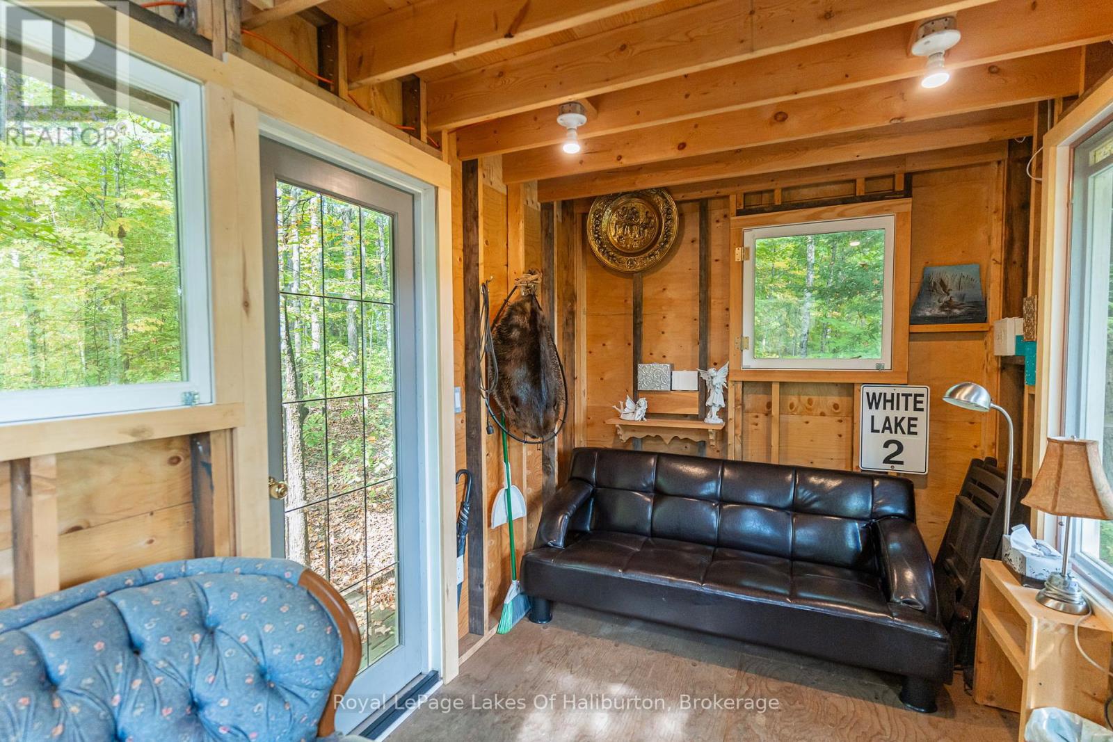 48 Russell Drive, Trent Lakes, Ontario  K0M 2A0 - Photo 42 - X12075615