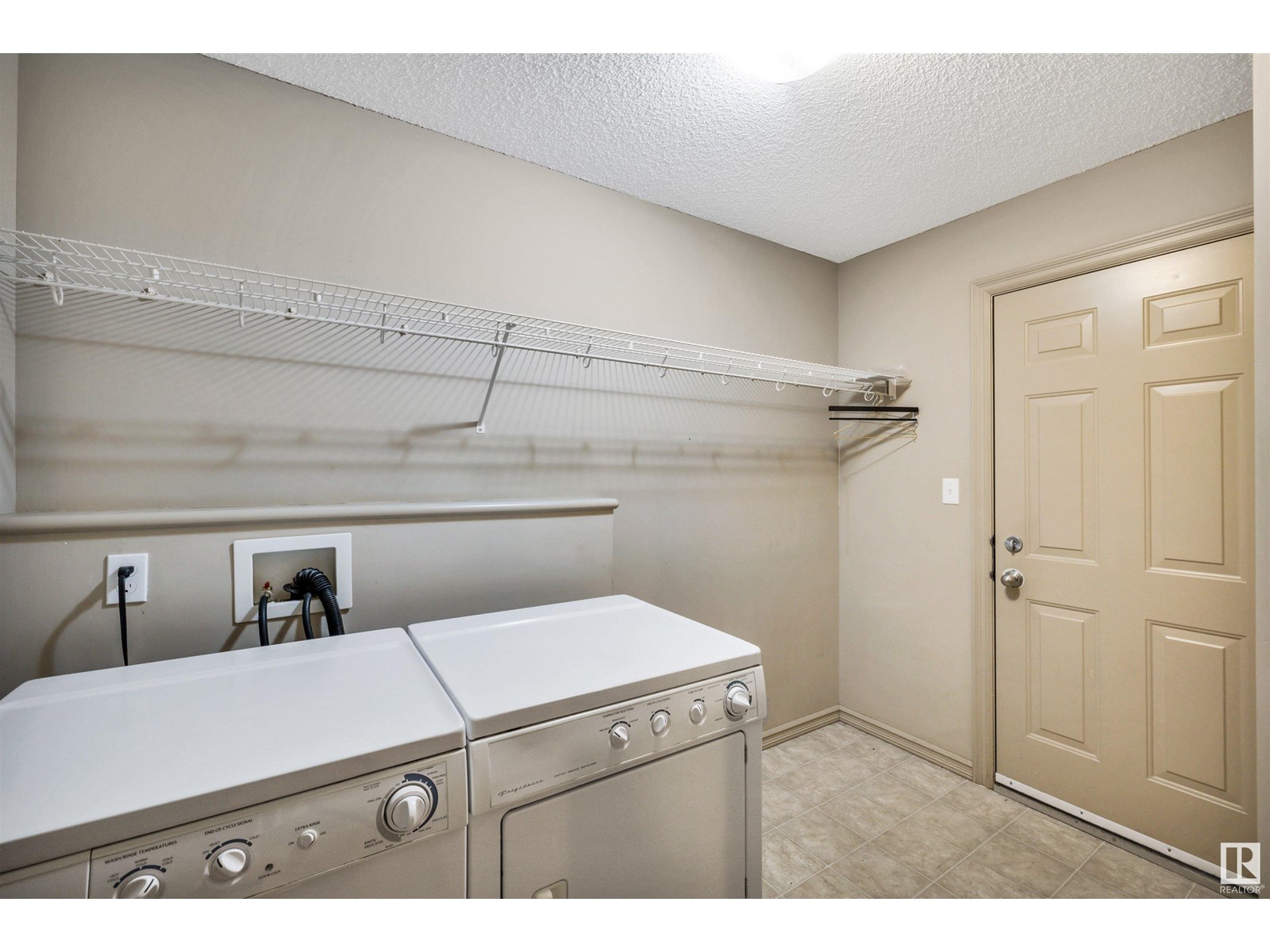 548 Leger Wy Nw, Edmonton, Alberta  T6R 3T5 - Photo 17 - E4420315