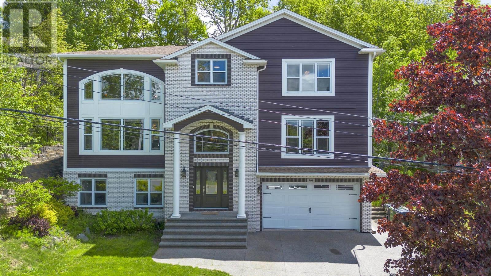 Property at 44 Admiral Cove Drive image 1