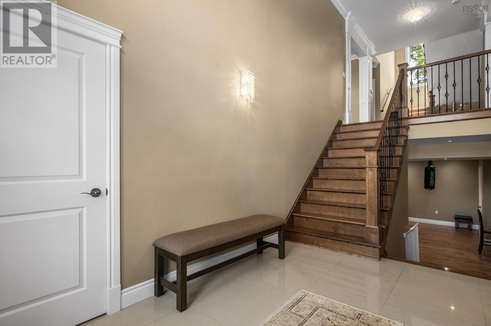 Property at 44 Admiral Cove Drive image 3