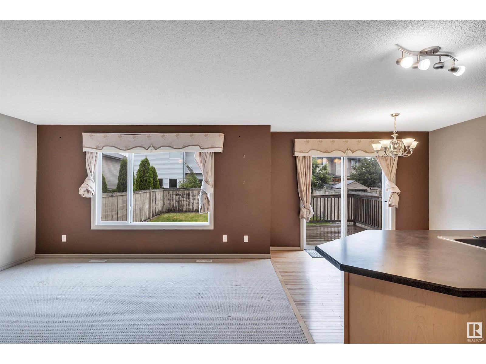 548 Leger Wy Nw, Edmonton, Alberta  T6R 3T5 - Photo 5 - E4420315