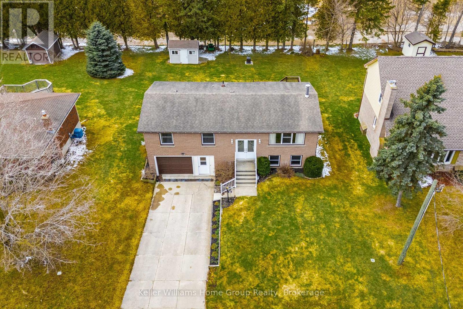 60 Brownlee Street S, South Bruce, Ontario  N0G 2S0 - Photo 2 - X12080568