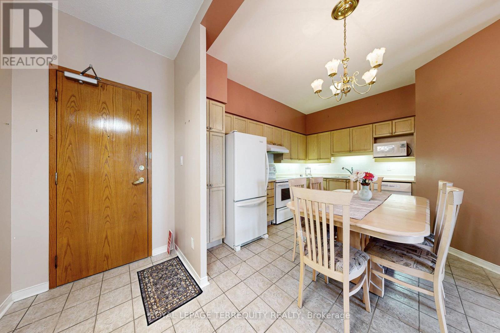 615 - 7373 Martin Grove Road, Vaughan, Ontario  L4L 9K1 - Photo 8 - N12080587
