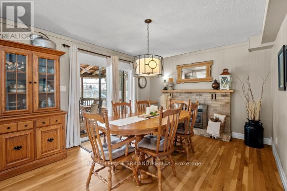 21 Sherwood Crescent, South Huron (Exeter), Ontario  N0M 1S1 - Photo 13 - X12073162