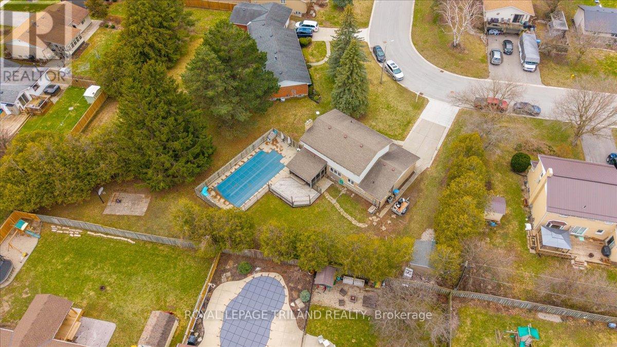 21 Sherwood Crescent, South Huron (Exeter), Ontario  N0M 1S1 - Photo 50 - X12073162