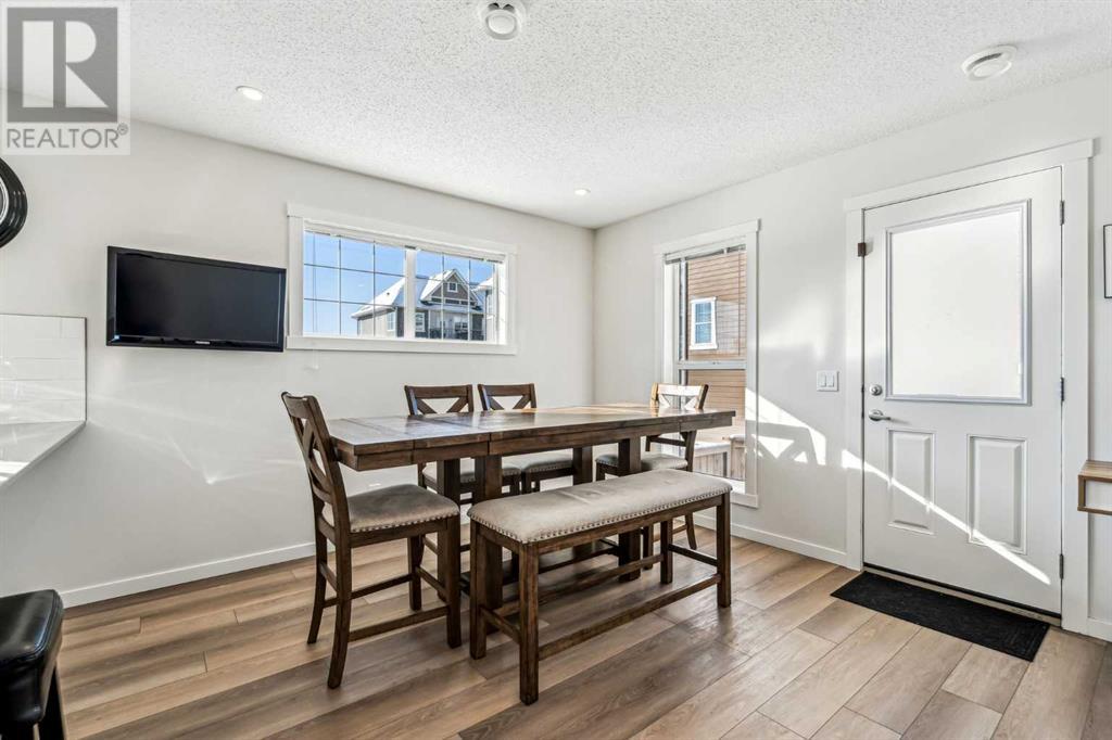 Property at 356 Cranbrook Square SE image 5