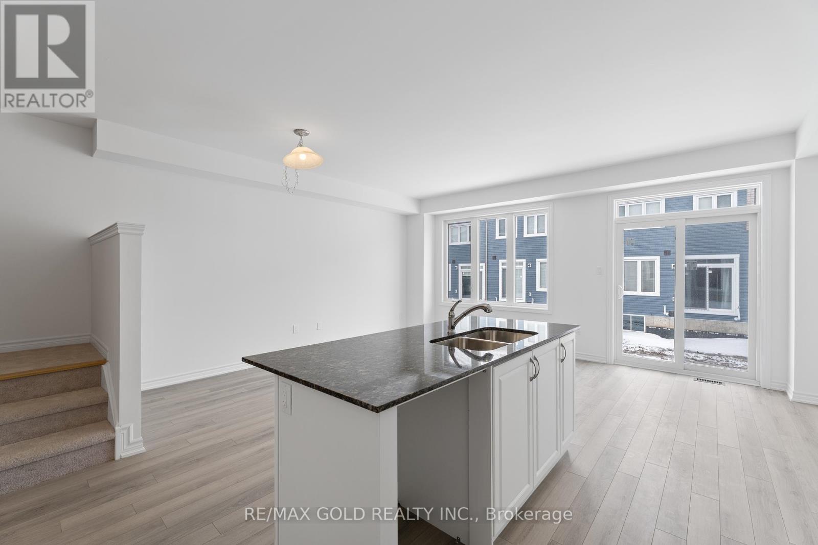 Property at 93 MOLOZZI STREET image 5